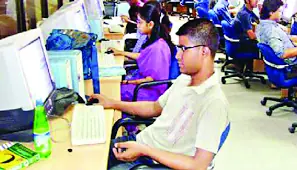 দক্ষ জনশক্তি গড়ে তুলছে নড়াইল সরকারি কারিগরি প্রশিক্ষণ কেন্দ্র