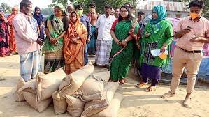 পীরগঞ্জে ভিজিএফের ৬৯৩ মেট্রিক টন চাল বিতরণ শুরু