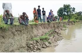 বাগেরহাটে মধুমতির ভাঙ্গনে নিস্ব দুটি গ্রামের অনেক মানুষ