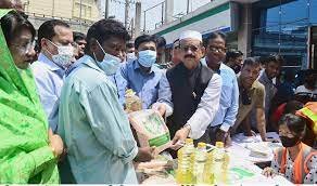 চট্টগ্রামে ৫ লাখ ৩৫ হাজার পরিবারে টিসিবির পণ্য বিক্রি শুরু হচ্ছে রোববার 1 চট্টগ্রামে ৫ লাখ ৩৫ হাজার পরিবারে টিসিবির পণ্য বিক্রি শুরু হচ্ছে রোববার