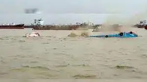 চট্টগ্রাম বন্দরে জাহাজের ধাক্কায় লাইটার জাহাজডুবি, নিখোঁজ ৭ নাবিক 4 চট্টগ্রাম বন্দরে জাহাজের ধাক্কায় লাইটার জাহাজডুবি, নিখোঁজ ৭ নাবিক