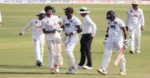 বাংলাদেশ ও শ্রীলংকা টেস্ট: নাইমের ক্যারিয়ার সেরা বোলিংয়ে ম্যাথুজের আক্ষেপের দিন