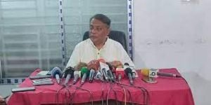 বিএনপিকে চার দেয়ালে সীমাবদ্ধ না থেকে বিশ্ব পরিস্থিতির দিকে তাকানোর পরামর্শ তথ্যমন্ত্রীর