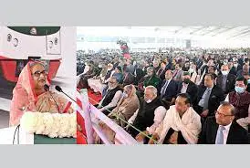 ঢাকাবাসীর স্বপ্নের মেট্রোরেল চালু : উদ্বোধনী অনুষ্ঠানে উৎসুক জনতার ভীড় 2 ঢাকাবাসীর স্বপ্নের মেট্রোরেল চালু : উদ্বোধনী অনুষ্ঠানে উৎসুক জনতার ভীড়