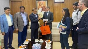 রোহিঙ্গা প্রত্যাবাসন সফল না হলে তা এক সময় বৈশ্বিক সমস্যায় পরিণত হবে : স্থানীয় সরকার মন্ত্রী 4 রোহিঙ্গা প্রত্যাবাসন সফল না হলে তা এক সময় বৈশ্বিক সমস্যায় পরিণত হবে : স্থানীয় সরকার মন্ত্রী