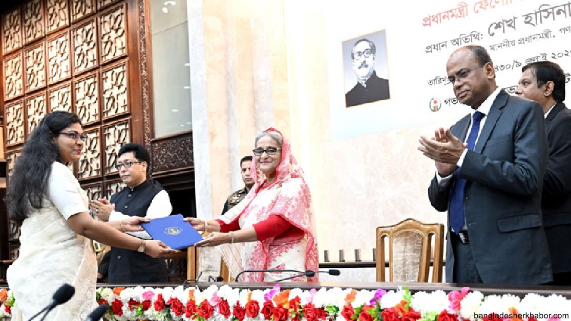 দেশের উন্নয়ন জোরদারে নিজস্ব বুদ্ধিমত্তা প্রয়োগ করুন : প্রধানমন্ত্রী