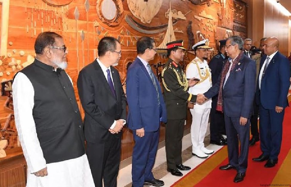 আসিয়ান সম্মেলনে যোগ দিতে রাষ্ট্রপতির ইন্দোনেশিয়া যাত্রা 2 আসিয়ান সম্মেলনে যোগ দিতে রাষ্ট্রপতির ইন্দোনেশিয়া যাত্রা