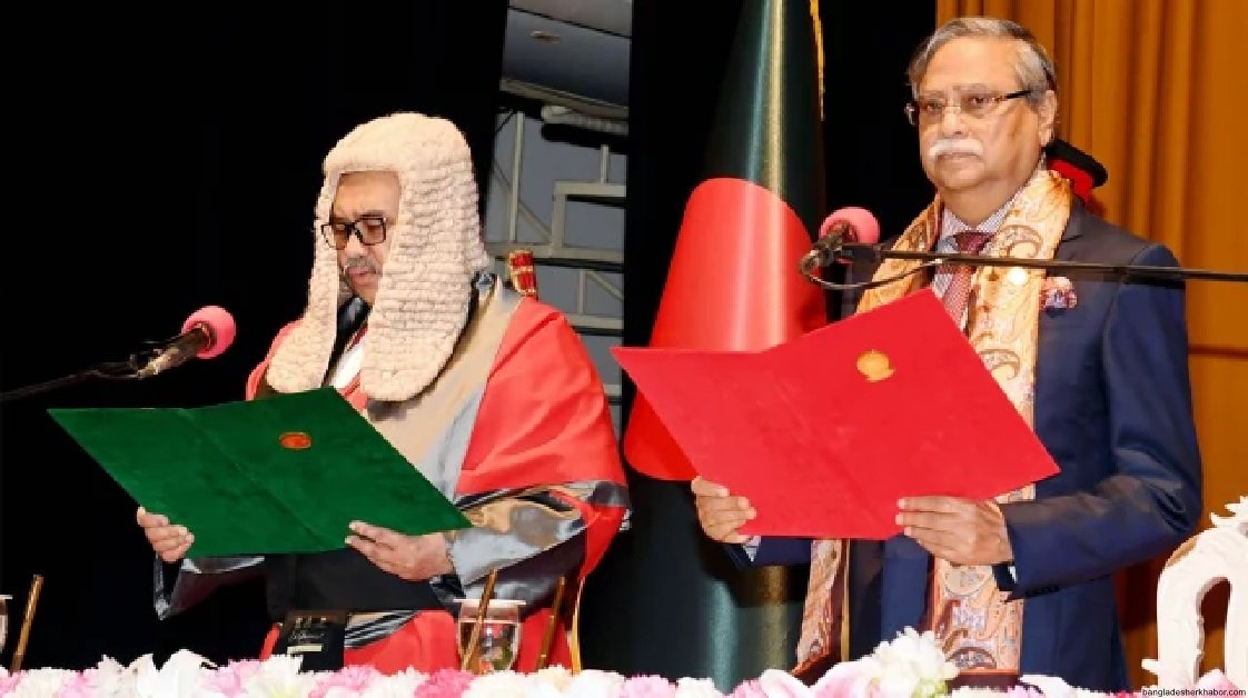 ওবায়দুল হাসানকে দেশের ২৪তম প্রধান বিচারপতি হিসেবে শপথবাক্য পাঠ করান রাষ্ট্রপতি 1 ওবায়দুল হাসানকে দেশের ২৪তম প্রধান বিচারপতি হিসেবে শপথবাক্য পাঠ করান রাষ্ট্রপতি